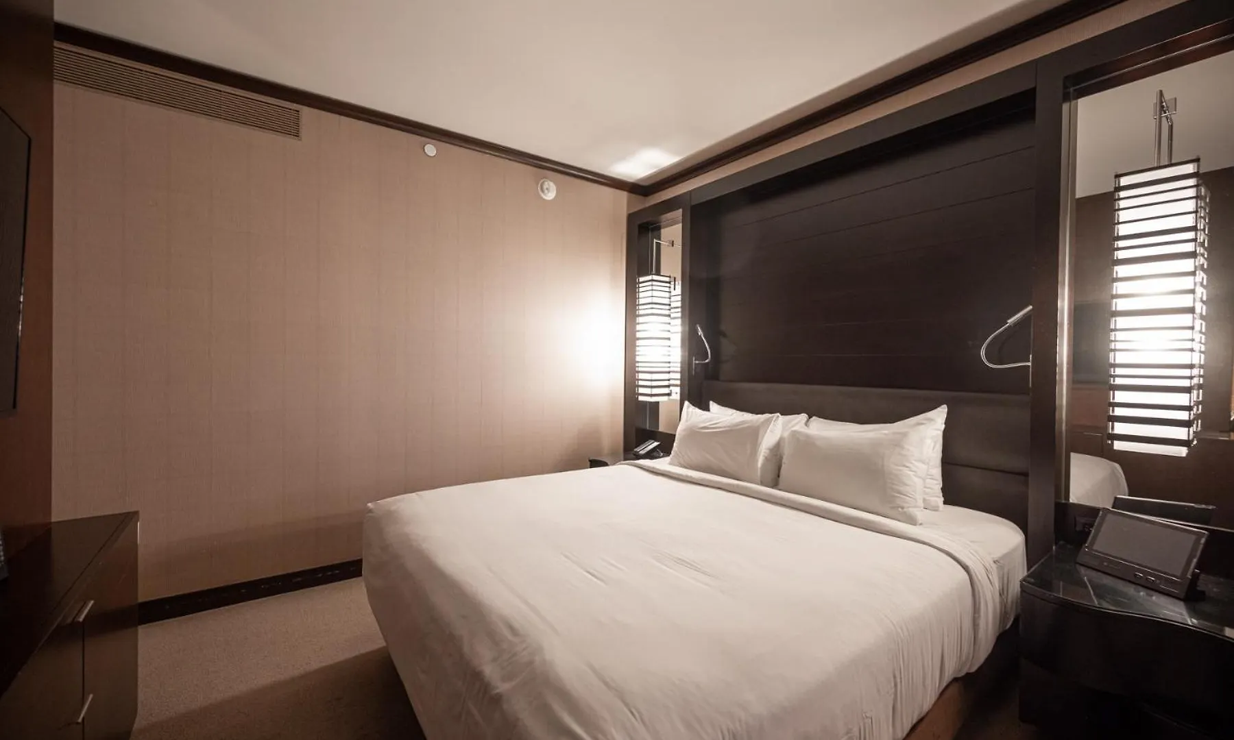 Stripviewsuites At Vdara Las Vegas