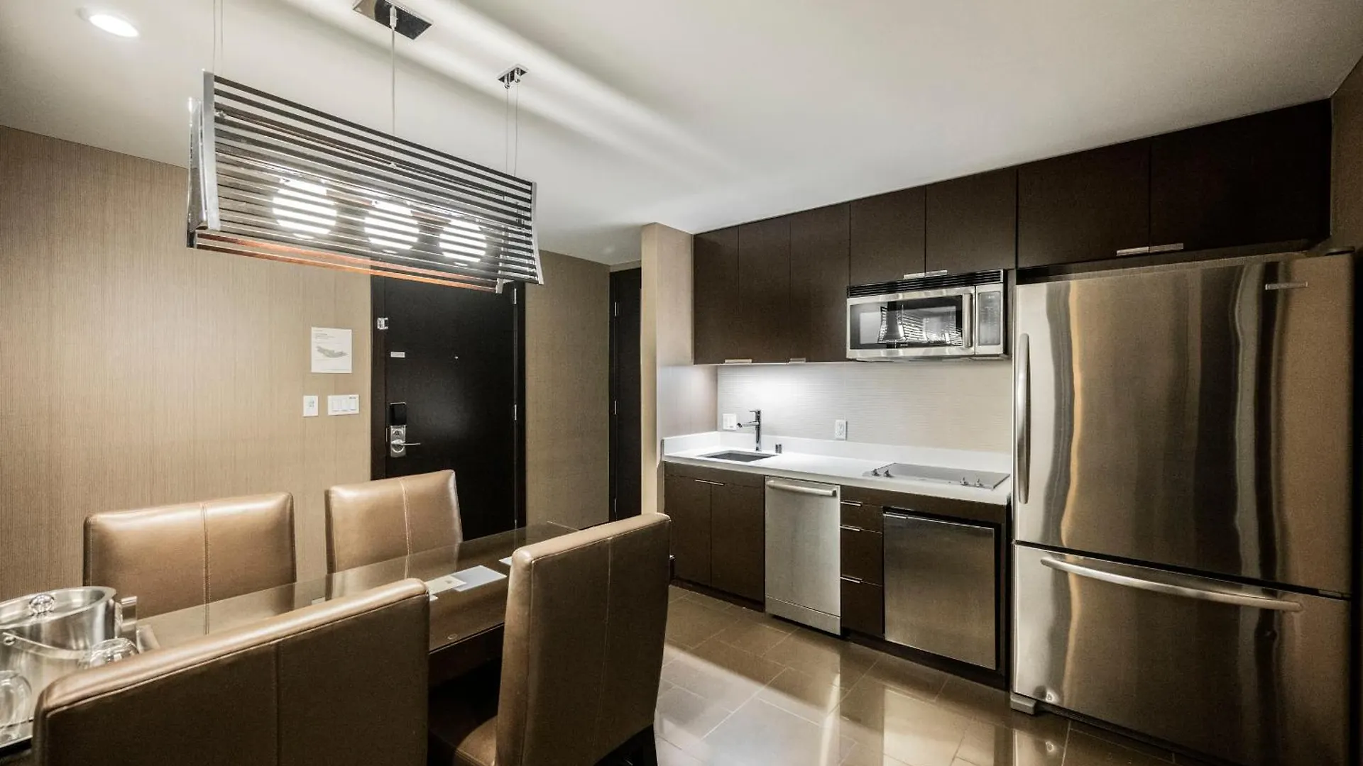 Stripviewsuites At Vdara Las Vegas Aparthotel