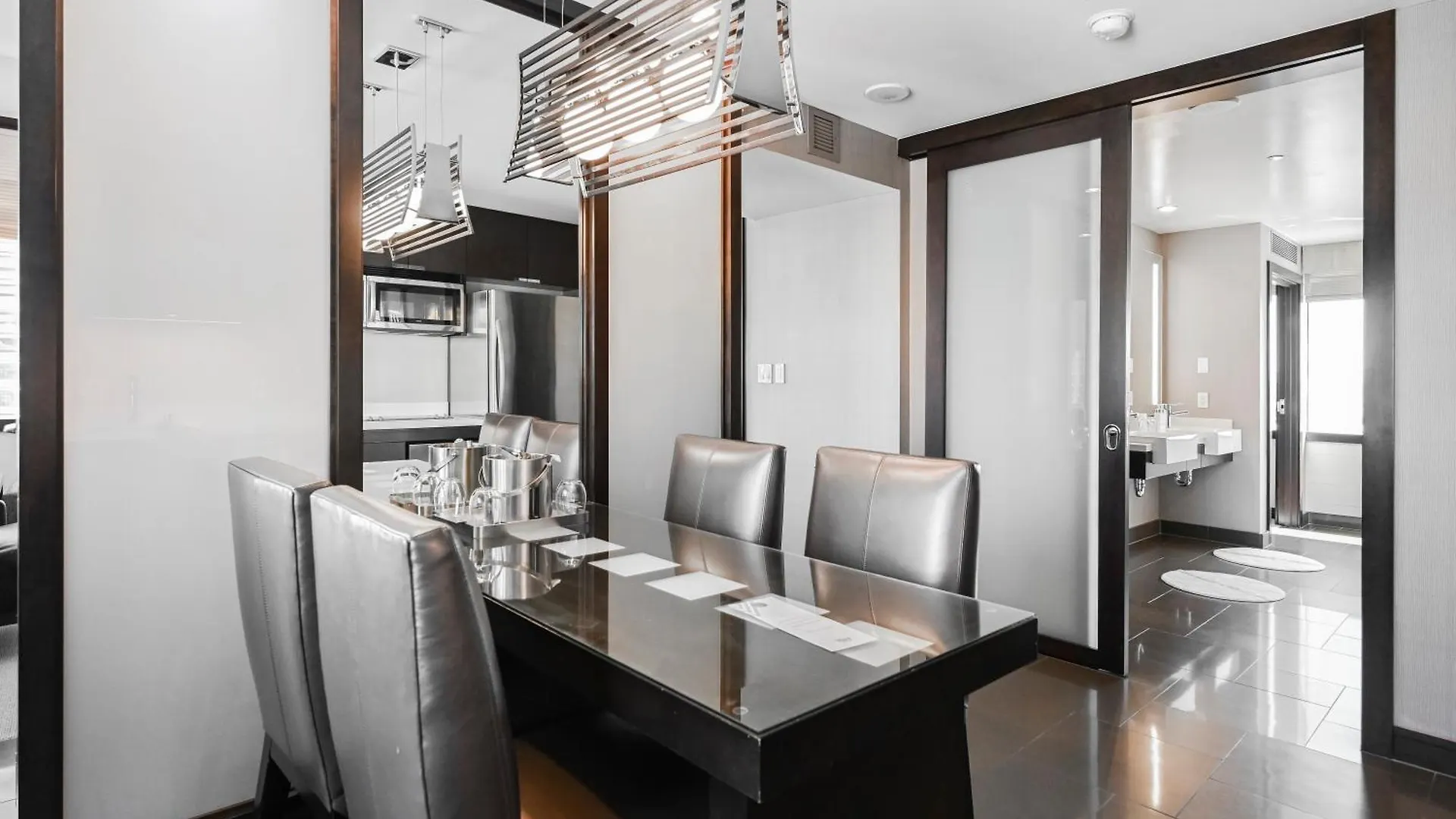 Stripviewsuites At Vdara Las Vegas Aparthotel